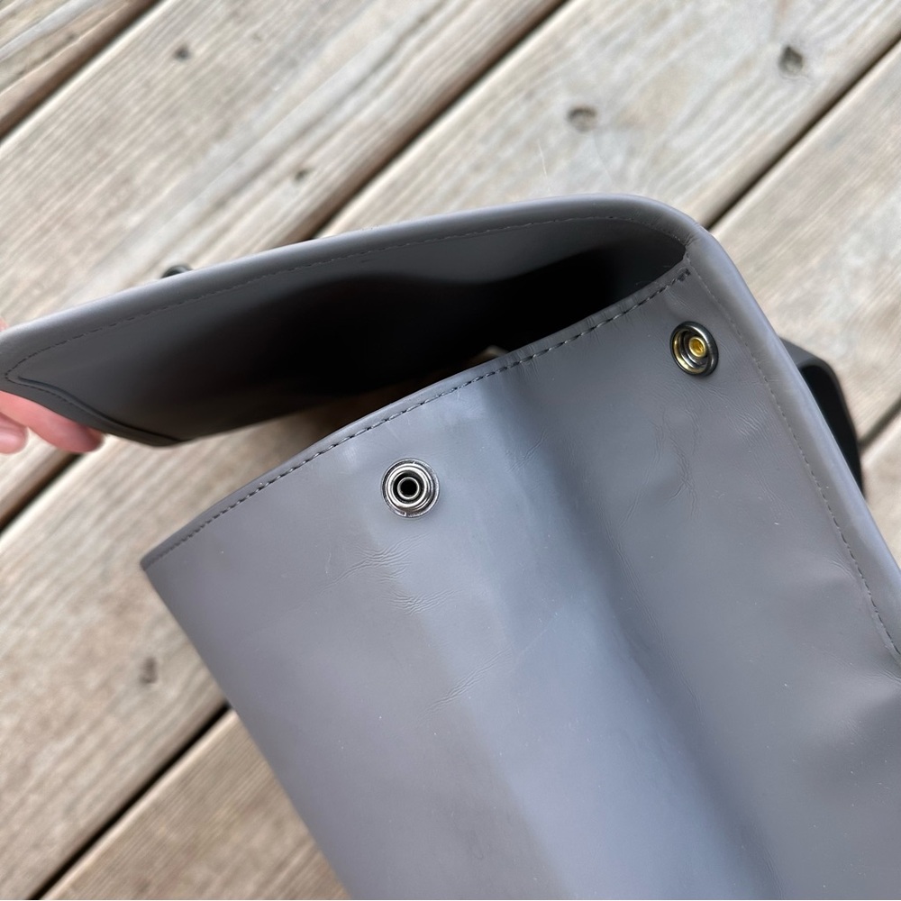 RAINS Rucksack Waterproof Backpack Grey Black - Picture 15 of 16